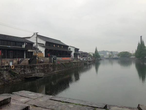 上海公司案件律師來(lái)講講有限責(zé)任公司的股東死亡繼承股東如何行使表決權(quán)
